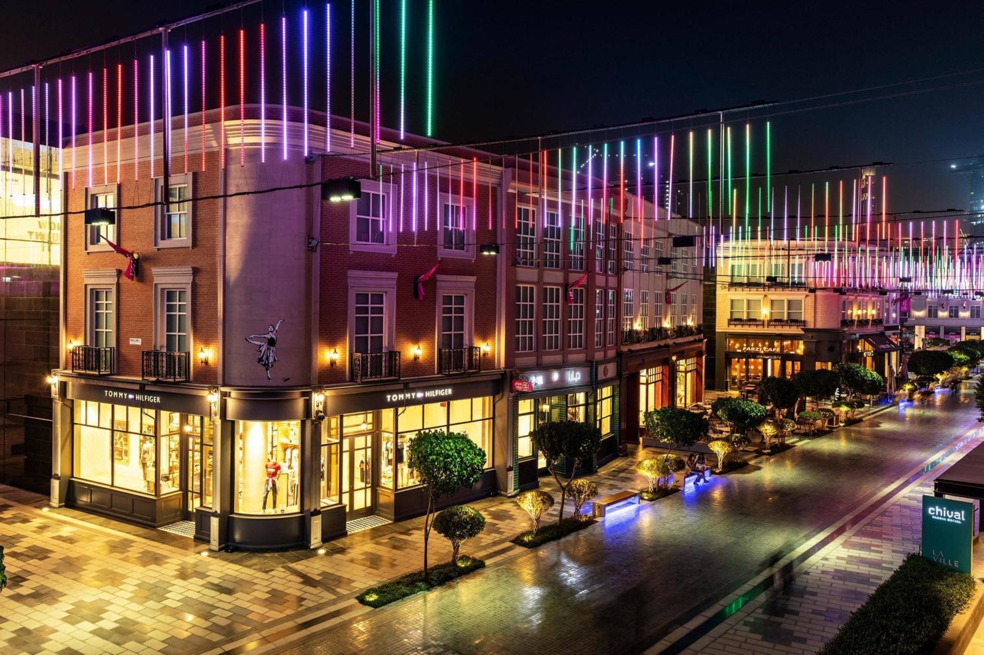 La Ville Hotel & Suites City Walk Dubai, Autograph Collection Buitenkant foto The Village Outlet