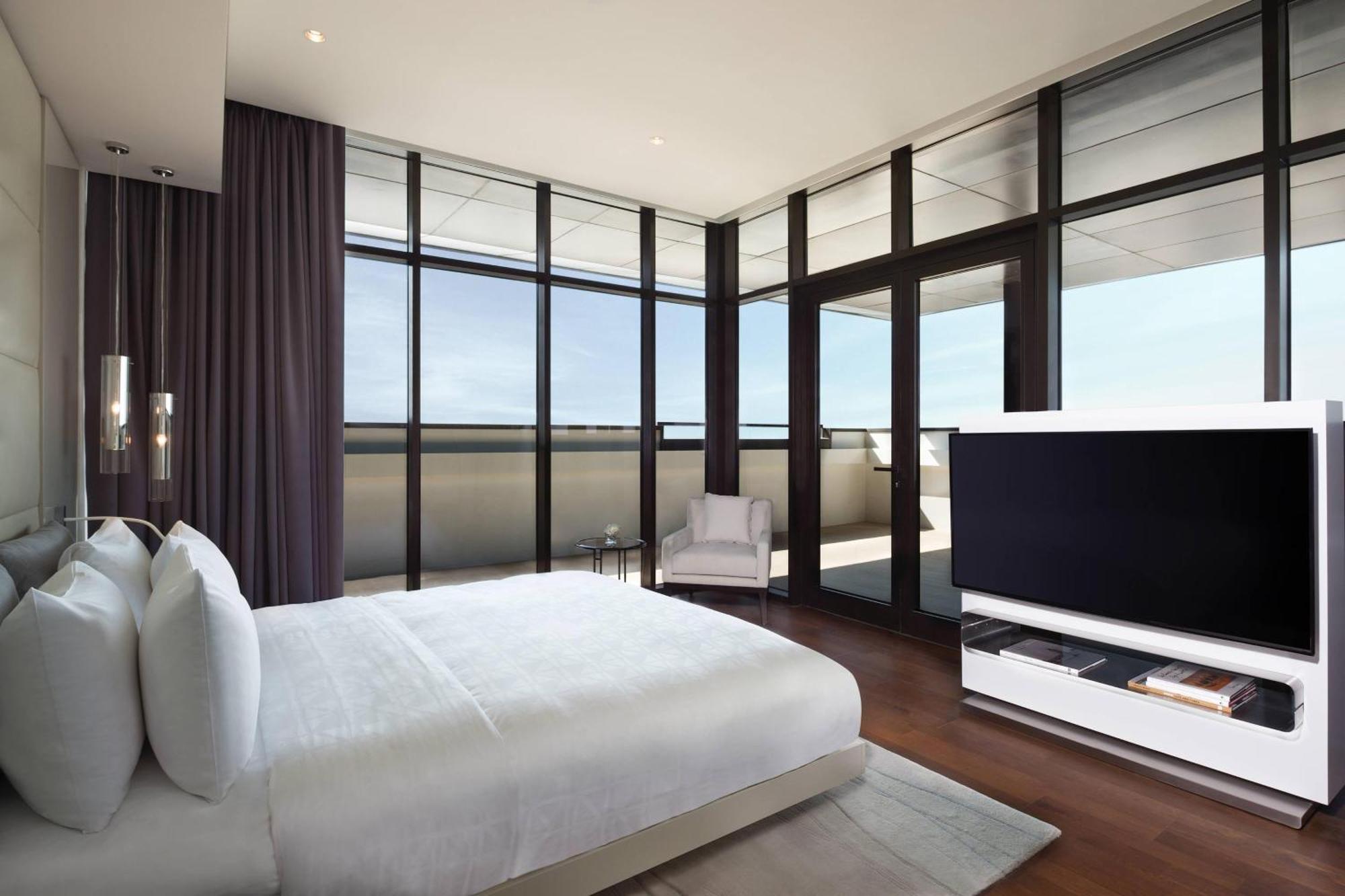 La Ville Hotel & Suites City Walk Dubai, Autograph Collection Buitenkant foto A bedroom at The Ritz-Carlton, Melbourne