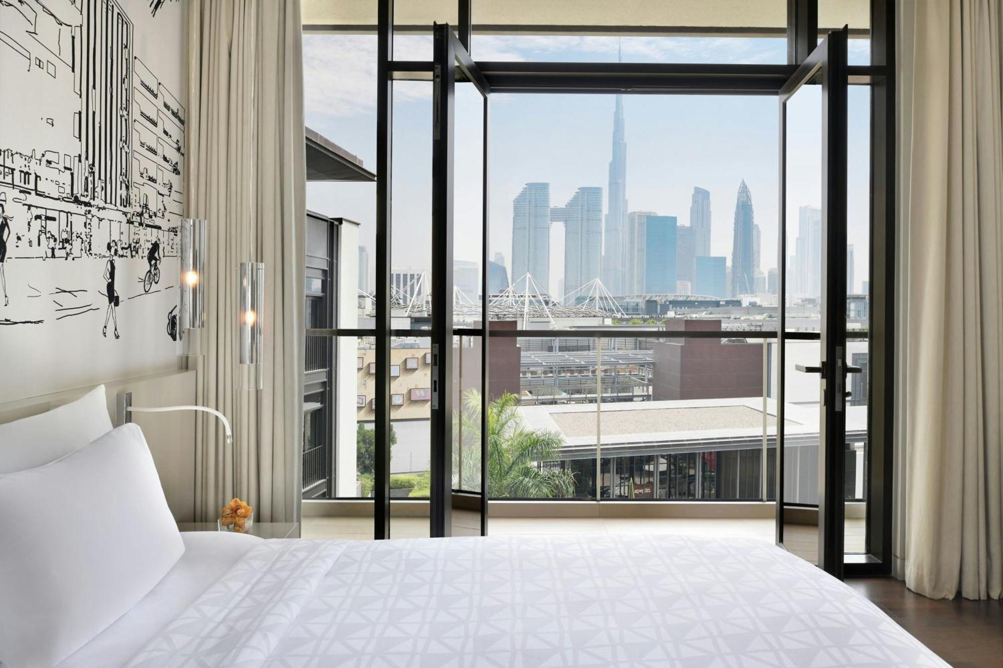 La Ville Hotel & Suites City Walk Dubai, Autograph Collection Buitenkant foto A guest room at the West Hollywood hotel